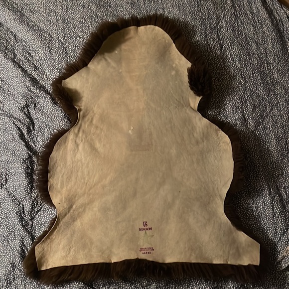 Long Hair Brown Shearling. Real sheep leather. For projects, baby pictures…. - Picture 2 of 10